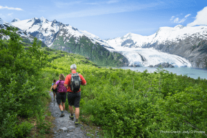portage pass hikers near the glacier jodyo.photos